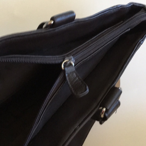 AVON Khaki Quilted Tote Bag - Picture 3 of 6